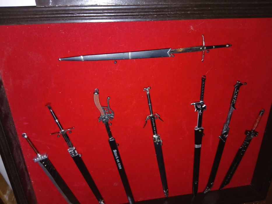 Espada minitura por 11 € cada