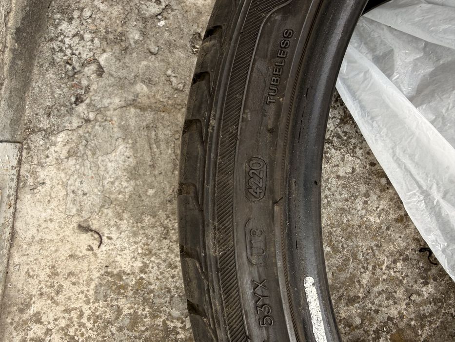 Резина різноширока 275/35/19, 255/35/19