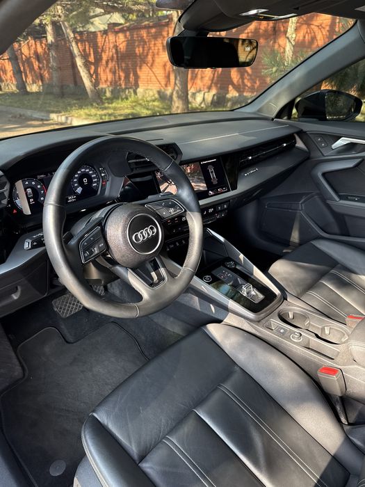 ПРОДАМ Audi a3 8y