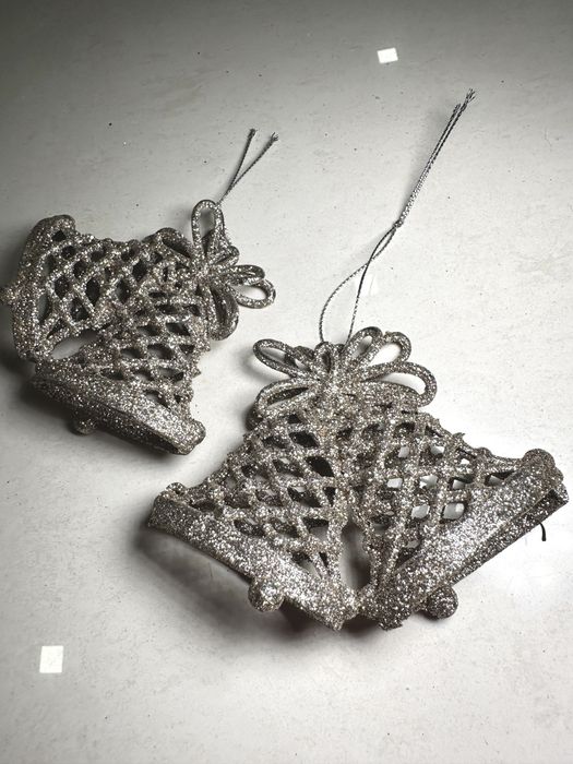 2 enfeites sinos 3D - novo