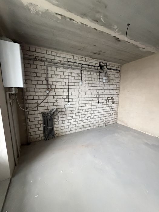 Продаж 1 кім., квавртири по вул. Незалежності , 21