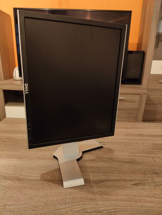 19-inch Dell 1908FPC 1280x1024 LCD Monitor