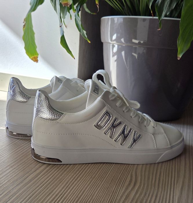 Кросівки кеди DKNY