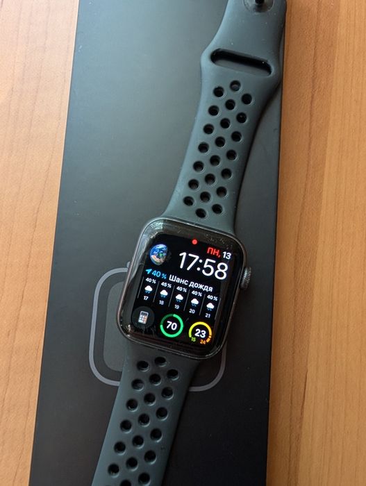 Aple watch Nike SE