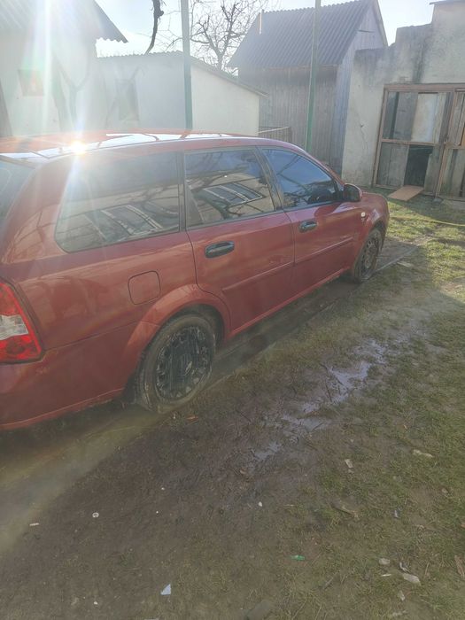 Продам шивроле лачеті 1.8 бензин