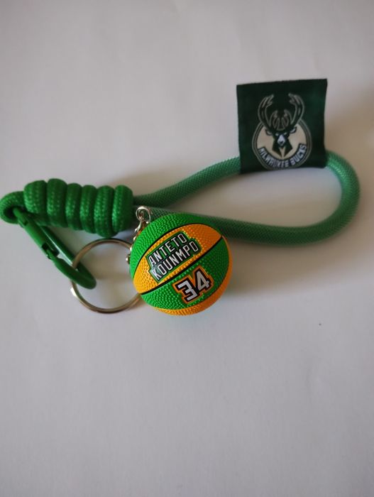 Breloczek Anteto Kounmpo Milwaukee Bucks