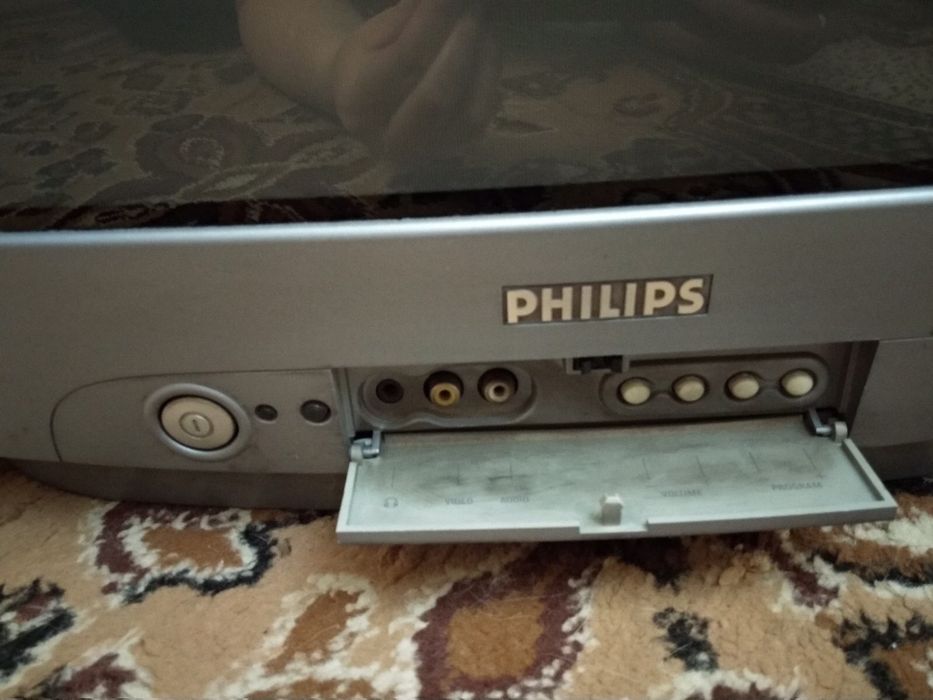 Телевизор Philips филипс