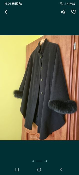 Płaszcz ponczo marka Aryton