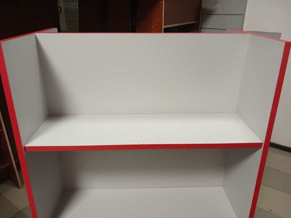 Шафа для книг або побутових речей