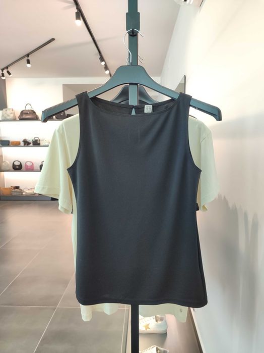 Топ Toteme Sleeveless Boat Neck Top Black