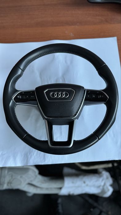Руль Audi A7 A6 C8  Отличное состояние