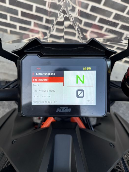 KTM Superduke 1290 R - Muitos Extras