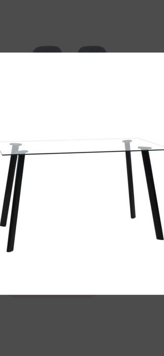 Mesa de jantar de vidro