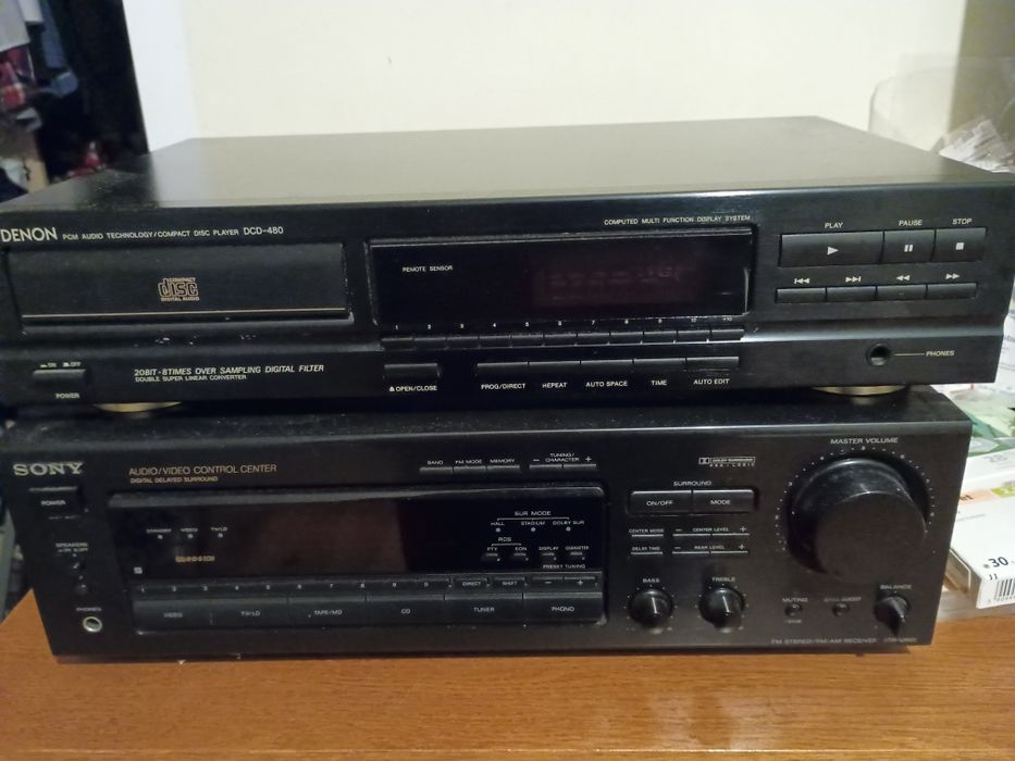 Sony - amplituner
 model STR - D565