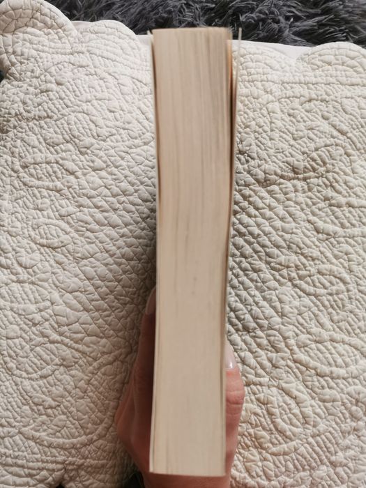 "Будинок на вулиці Тредд" Карен Вайт