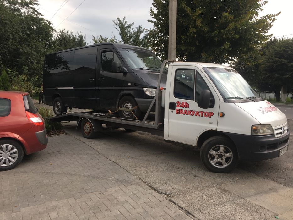 Послуги евакуатора цілодобово Старокостянтинів і по Україні