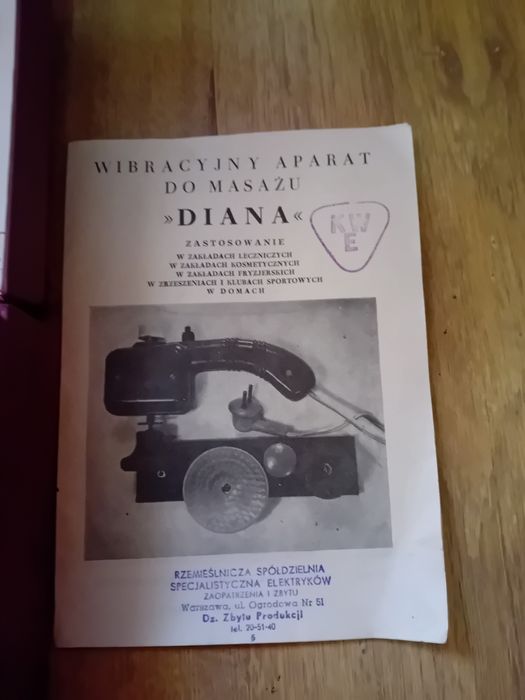 Wibracyjny aparat do masazu