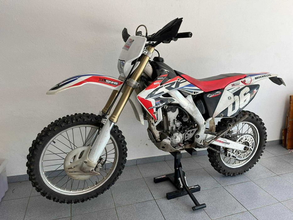 Honda crf 250x matrículada