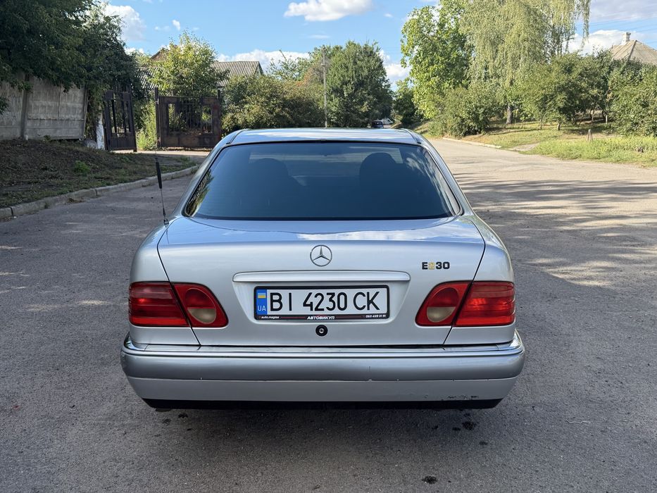 Мерседес Е230 2.3 бензин, Автомат, чудовий стан, обмін