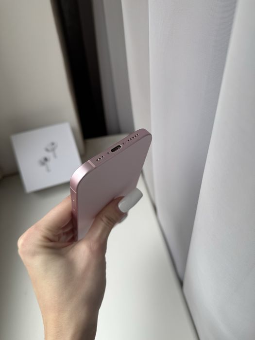 Ідеал. IPhone 15 Pink. Айфон 15 Рожевий.