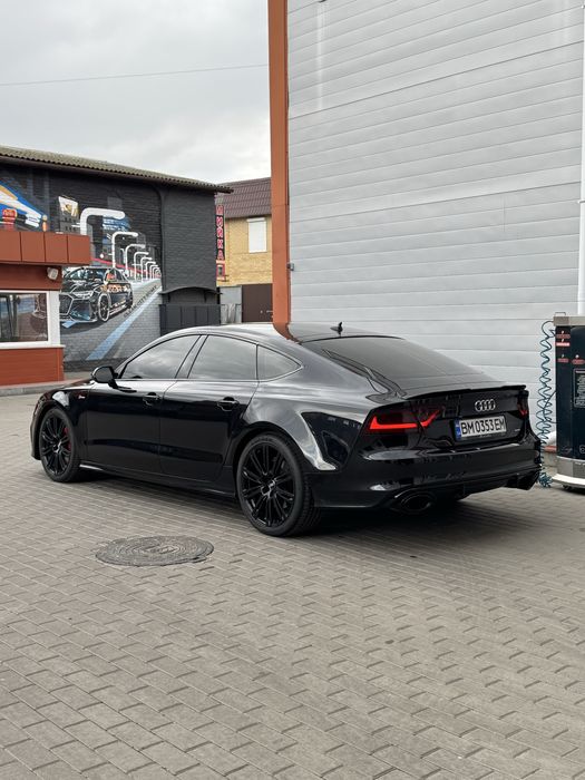 AUDI A7 3,0 RS7 look