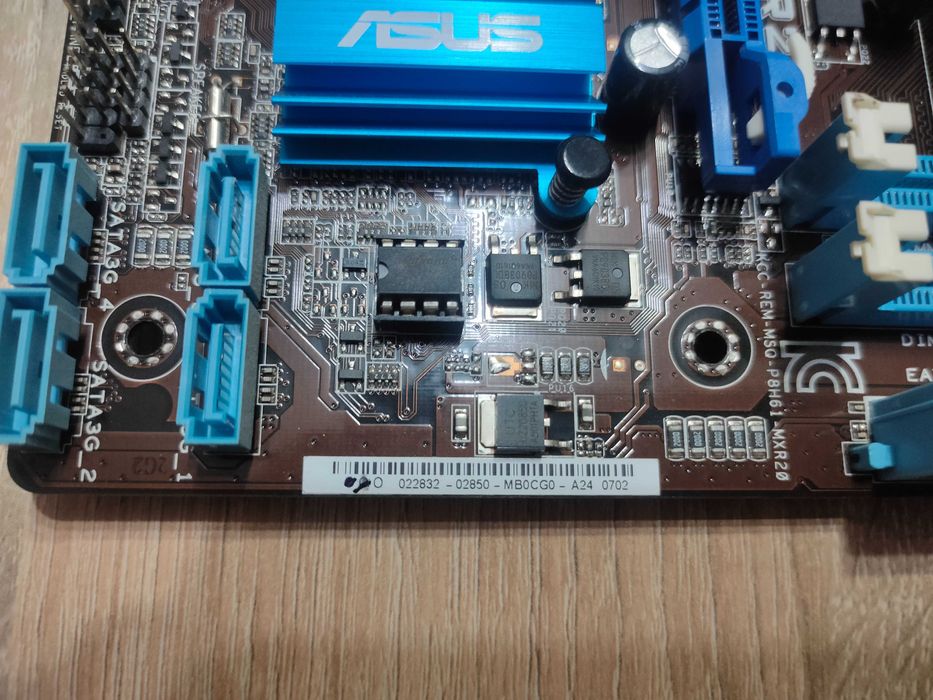 Płyta Główna Asus P8H61-MX R2.0 używana procesor gratis z chlodzeniem