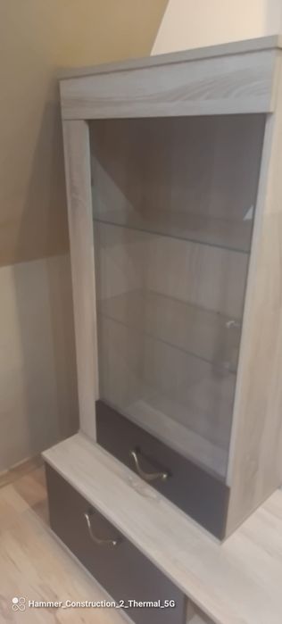 Szafka rtv komoda z szybą