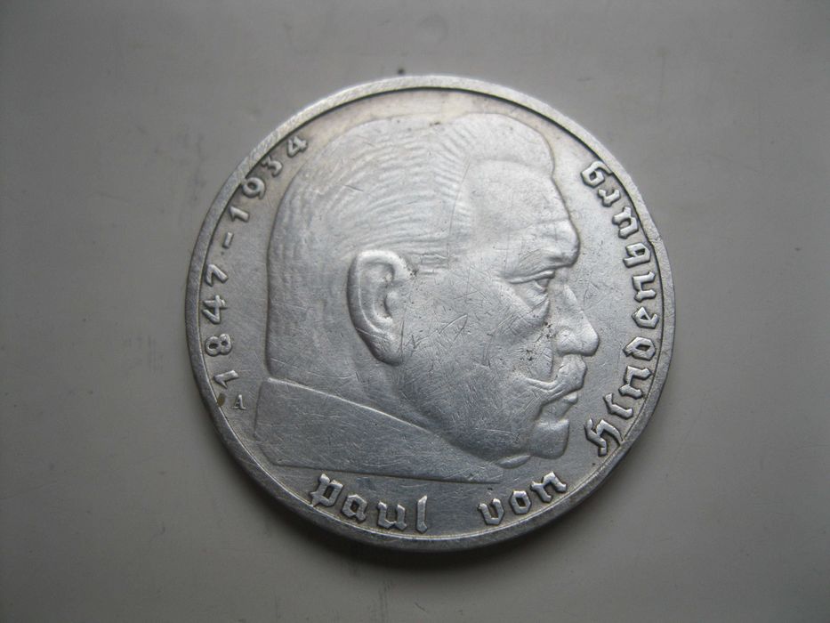Продам  2 марки 1937 г. Третий рейх. Серебро