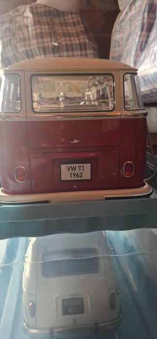Maquete Volkswagen T1 “Kombi Corujinha” 1962 – Item de Coleção