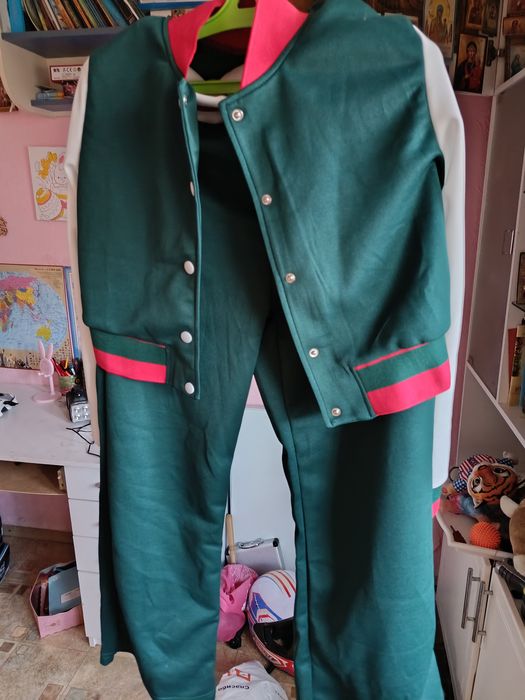 Женский стильный костюм брючный