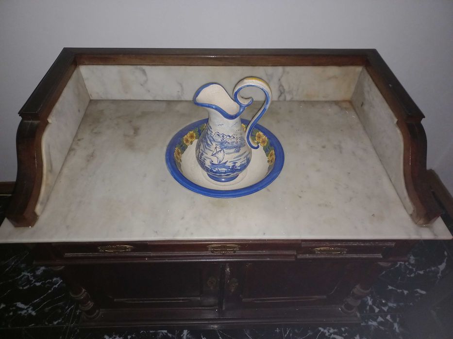 Móvel de sala antigo