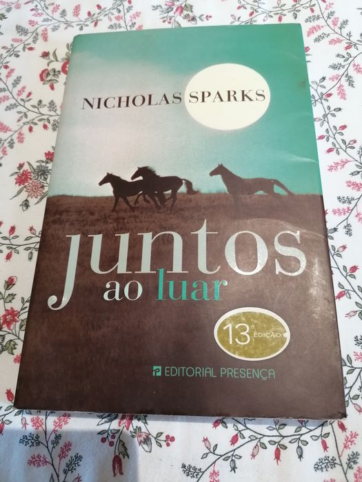 Livro Juntos ao Luar de Nicholas Sparks