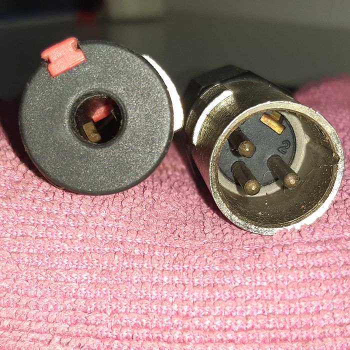 Cabo Adaptador Áudio 100cm Jack fêmea 6.35mm - XLR macho 3 pinos