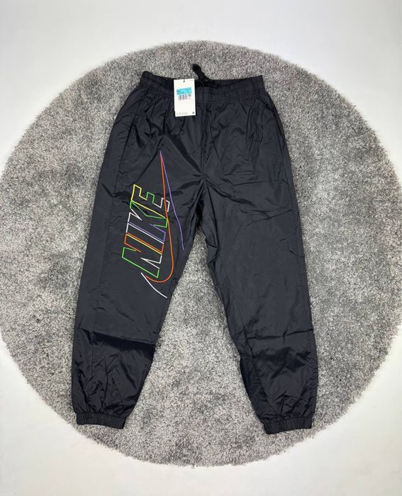 Штаны Nike нейлонові