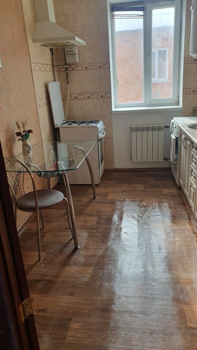 2-кімнатна квартира з меблями та технікою. Вул.Бульварна,54