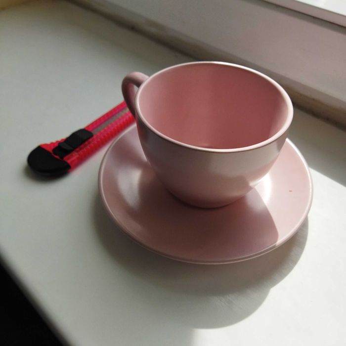 Filiżanka ze spodkiem różowa