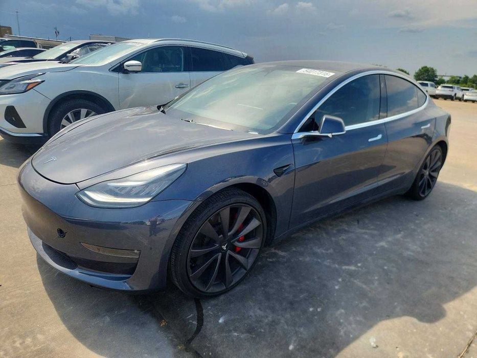 Tesla Model 3 2020.