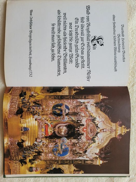 Фотоальбом скарбів музею в Дрездені