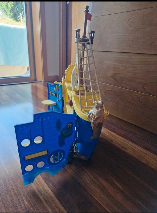 Barco jack e os piratas