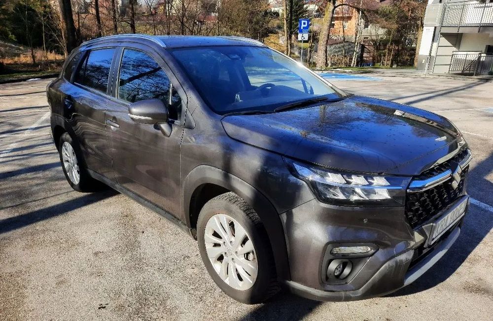 Suzuki S-Cross