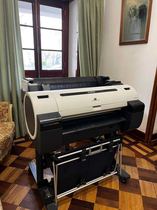 Canon ImagePROGRAF iPF670