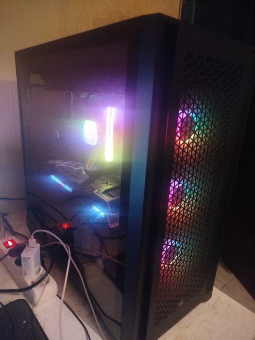 PC gaming roda todos os jogos. Conta ainda com cerca de 7 meses de garantia