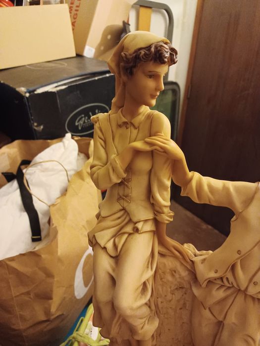 Estatueta grande de marfinite64551531339779122