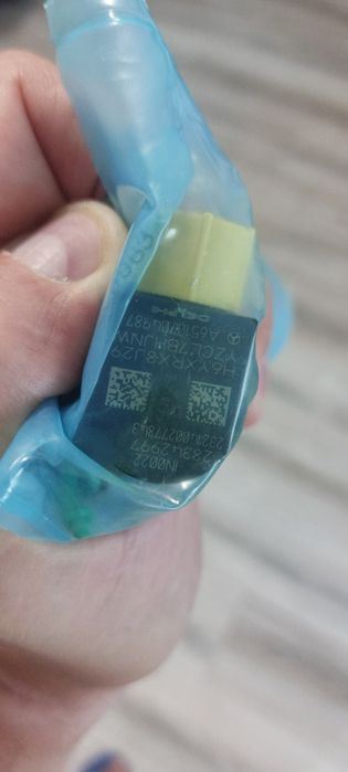 A6510700587 A6510704987 форсунка DELPHI 28342997 Mercedes Sprinter.