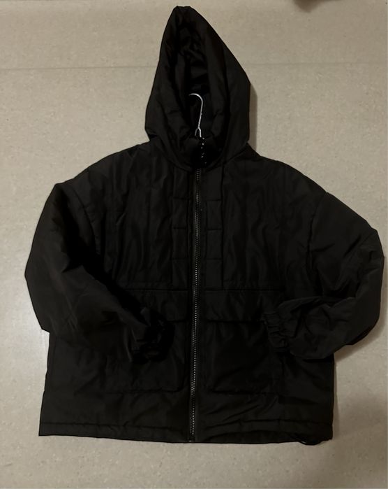 Dwie kurtki — jedna cena.