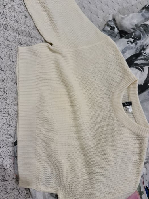 Sweter/ crop top kremowy h&m