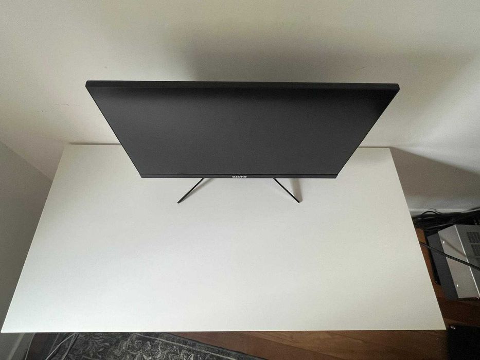Mesa IKEA branca em bom estado