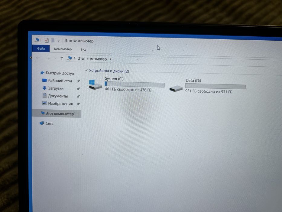 Потужний ноутбук Lenovo Legion Y540-15IRH i7 16GB SSD 512GB HDD 1TB