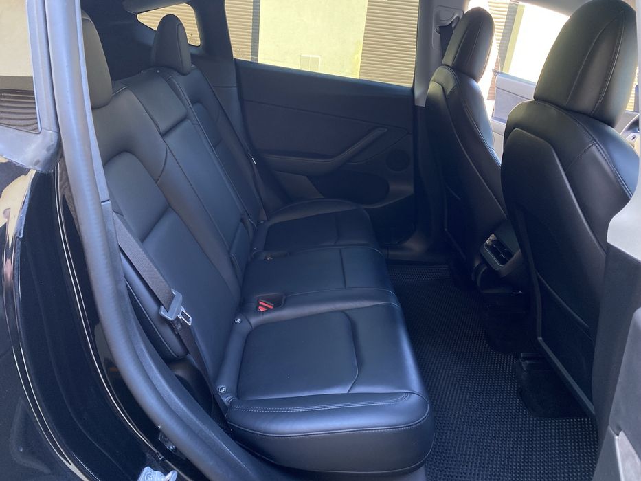 Продається /обмін на Нерухомість Tesla Y 2022 Perfomance