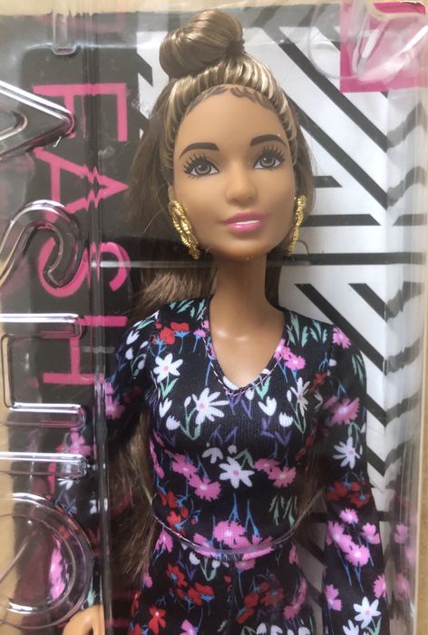 Кукла Barbie Fashionistas 73